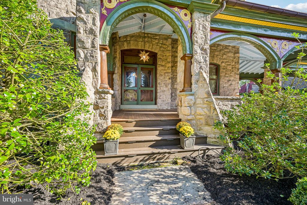 6 LINDENWOLD TERRACE