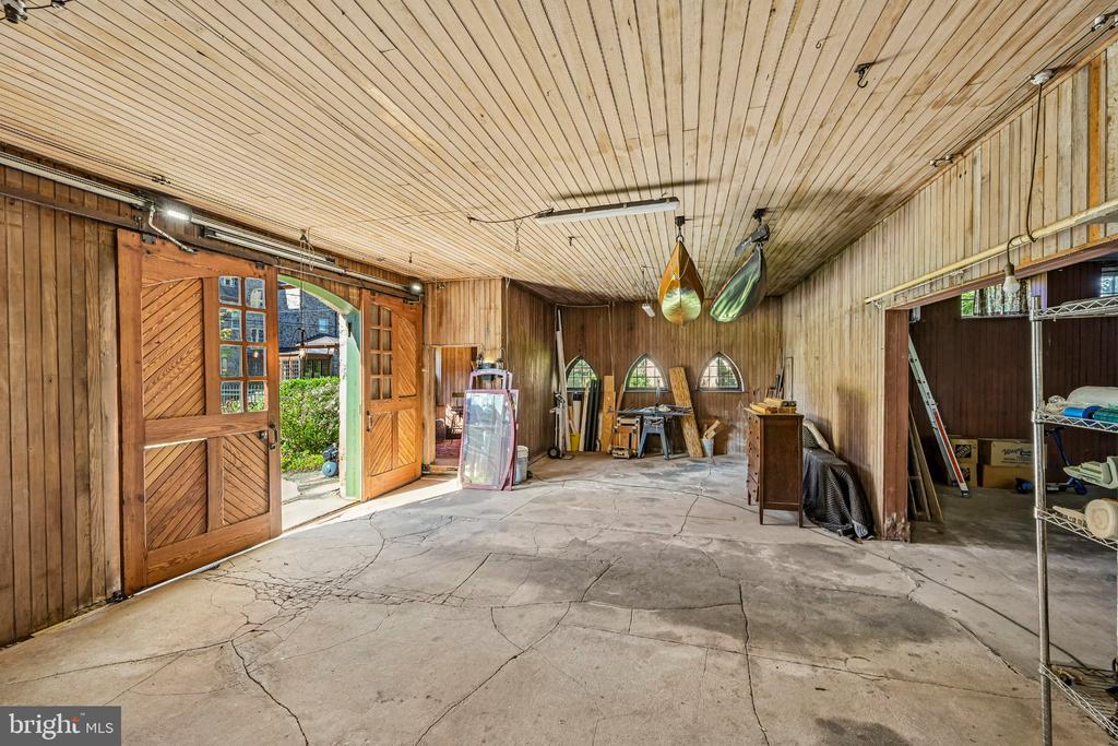 6 LINDENWOLD TERRACE