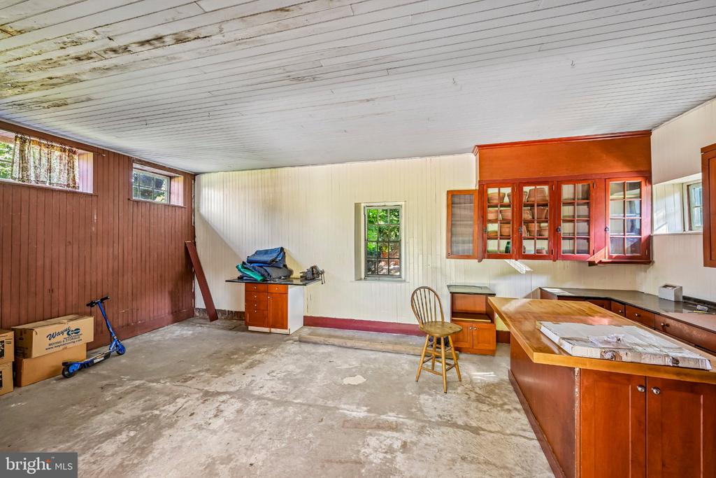 6 LINDENWOLD TERRACE