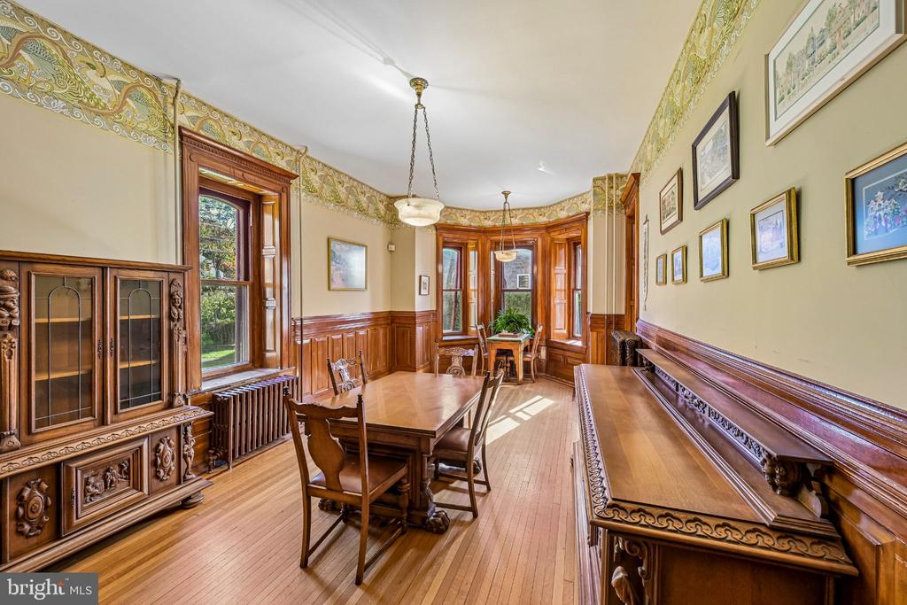 6 LINDENWOLD TERRACE