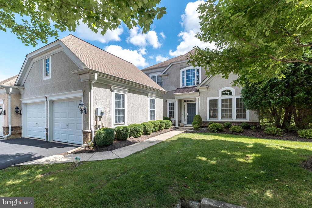 215 GOLDENROD DRIVE