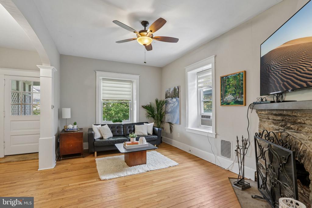 304 HILLSIDE AVENUE
