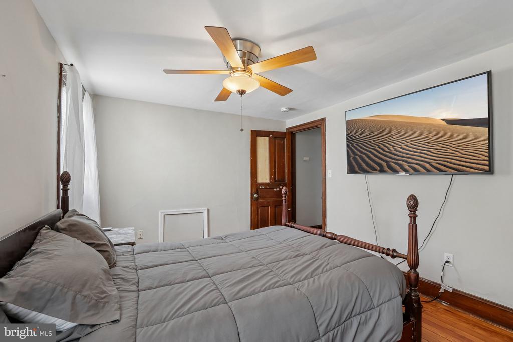 304 HILLSIDE AVENUE