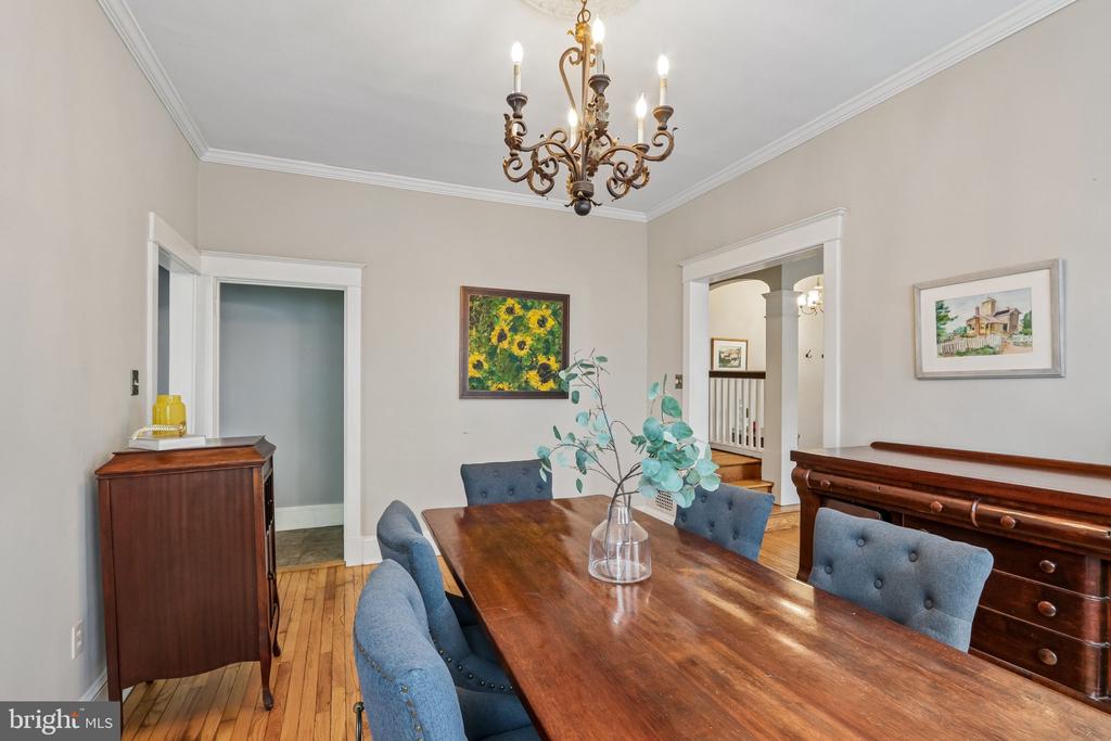 304 HILLSIDE AVENUE
