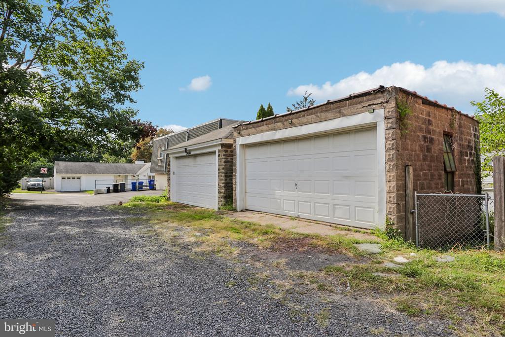 304 HILLSIDE AVENUE