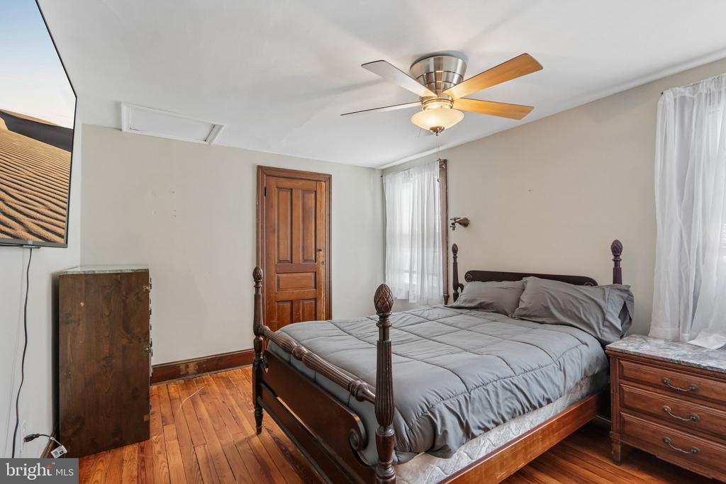 304 HILLSIDE AVENUE