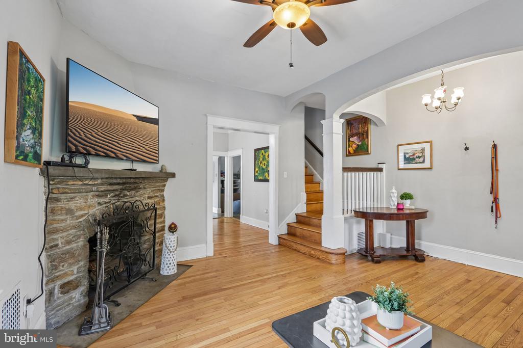 304 HILLSIDE AVENUE