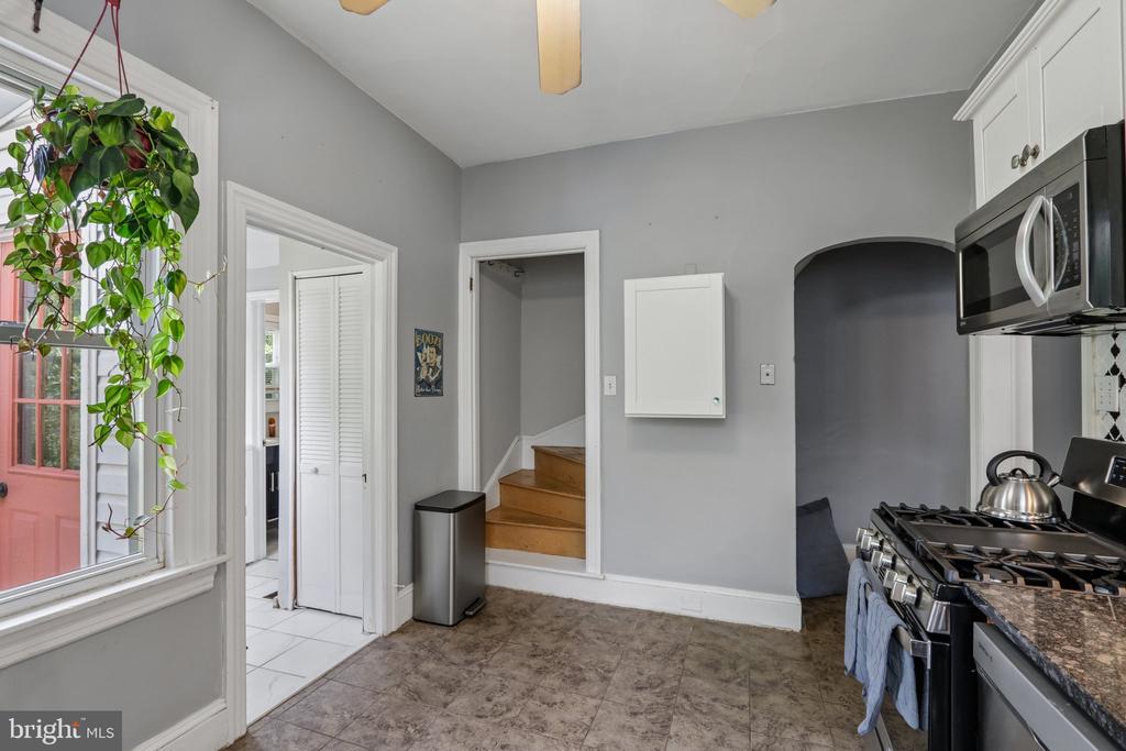 304 HILLSIDE AVENUE