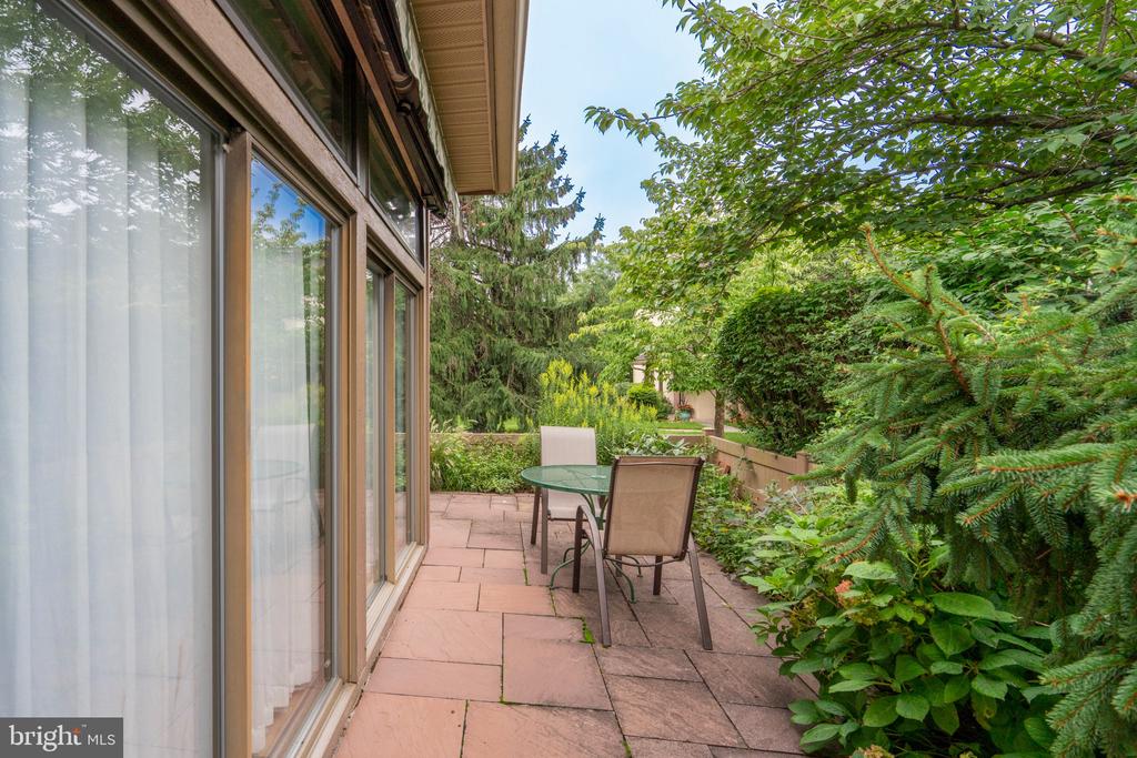 23 HIGHGATE LANE Unit:           
