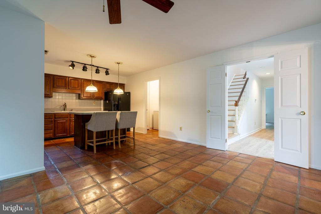 23 HIGHGATE LANE Unit:           