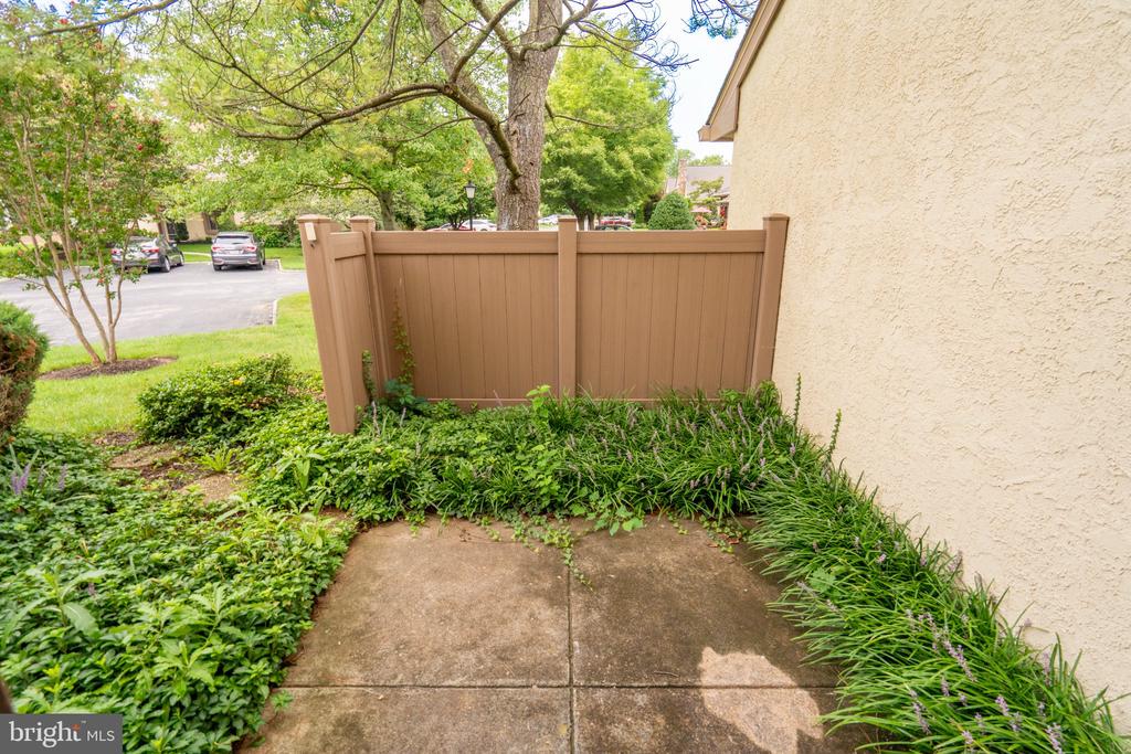 23 HIGHGATE LANE Unit:           