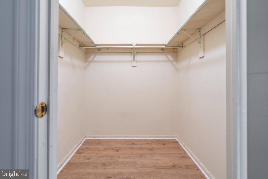 23 HIGHGATE LANE Unit:           