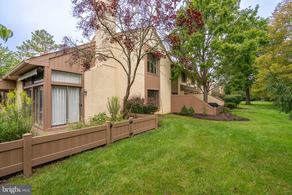 23 HIGHGATE LANE Unit:           