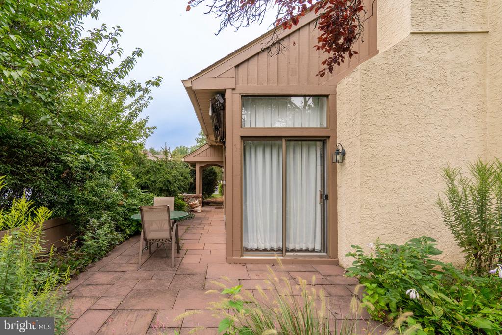 23 HIGHGATE LANE Unit:           