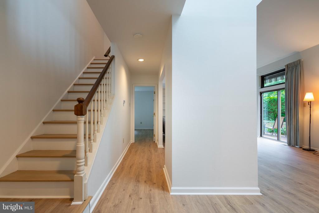 23 HIGHGATE LANE Unit:           