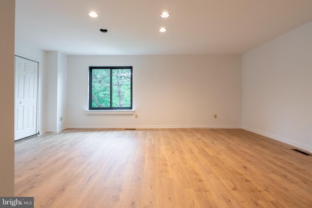 23 HIGHGATE LANE Unit:           