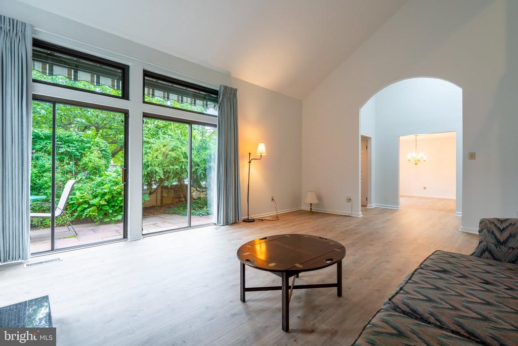23 HIGHGATE LANE Unit:           