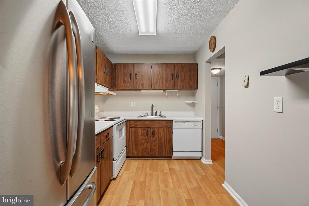 137 WOODSTREAM DRIVE Unit: 137