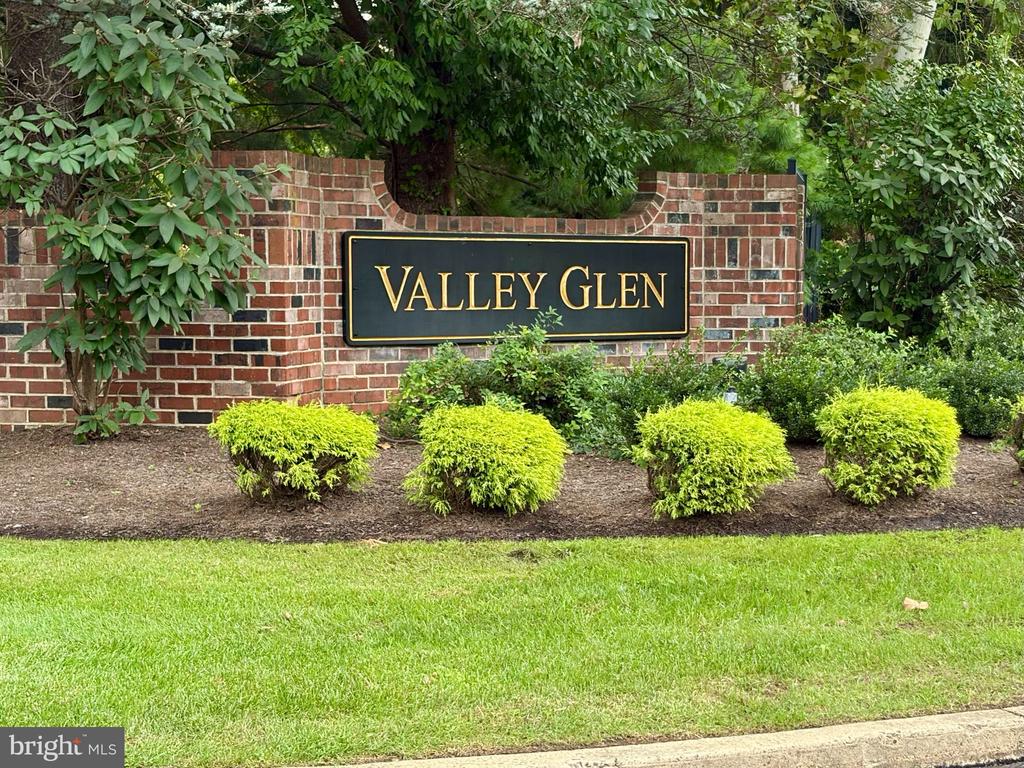 1708 VALLEY GLEN ROAD Unit: 162