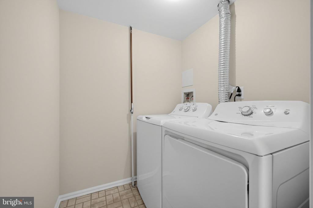 1708 VALLEY GLEN ROAD Unit: 162