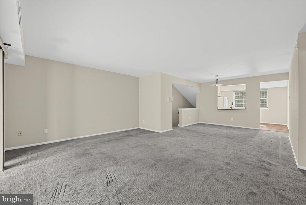 1708 VALLEY GLEN ROAD Unit: 162