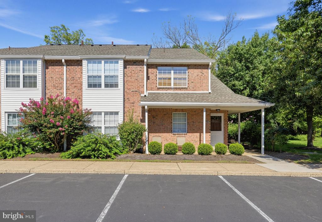 1708 VALLEY GLEN ROAD Unit: 162