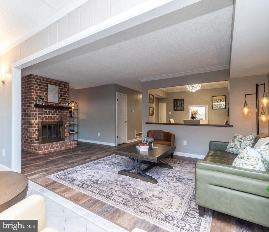 51 TWIN BROOKS DRIVE Unit: 51