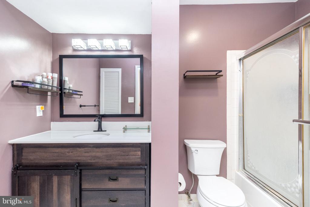 51 TWIN BROOKS DRIVE Unit: 51