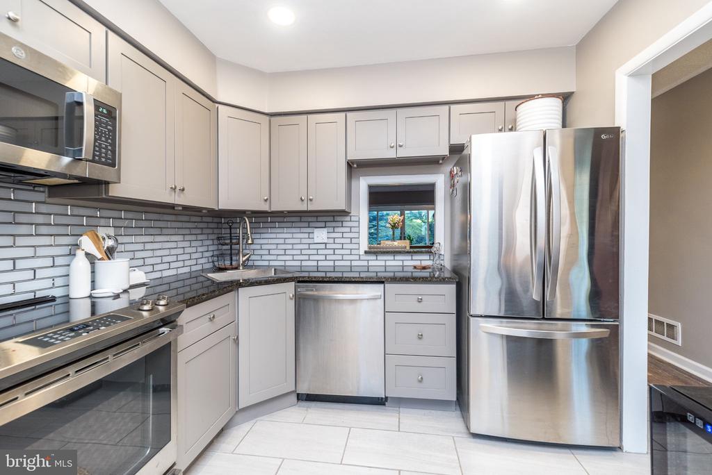 51 TWIN BROOKS DRIVE Unit: 51