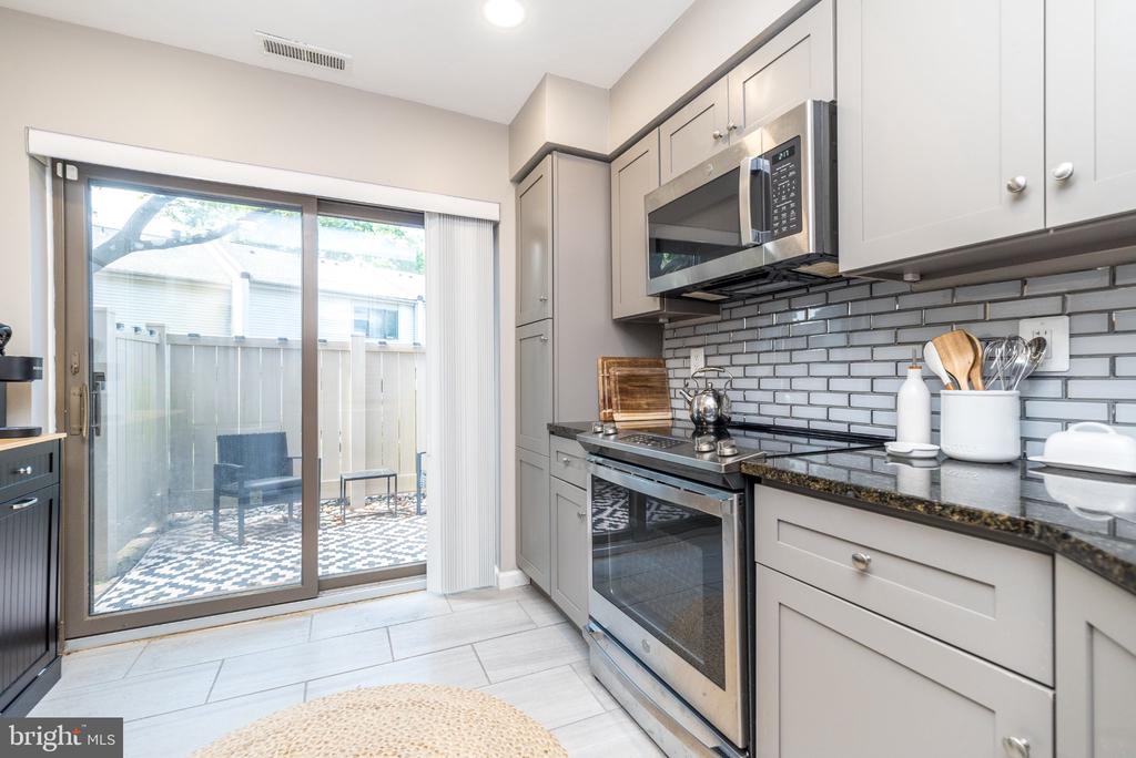 51 TWIN BROOKS DRIVE Unit: 51