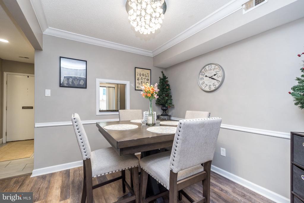 51 TWIN BROOKS DRIVE Unit: 51