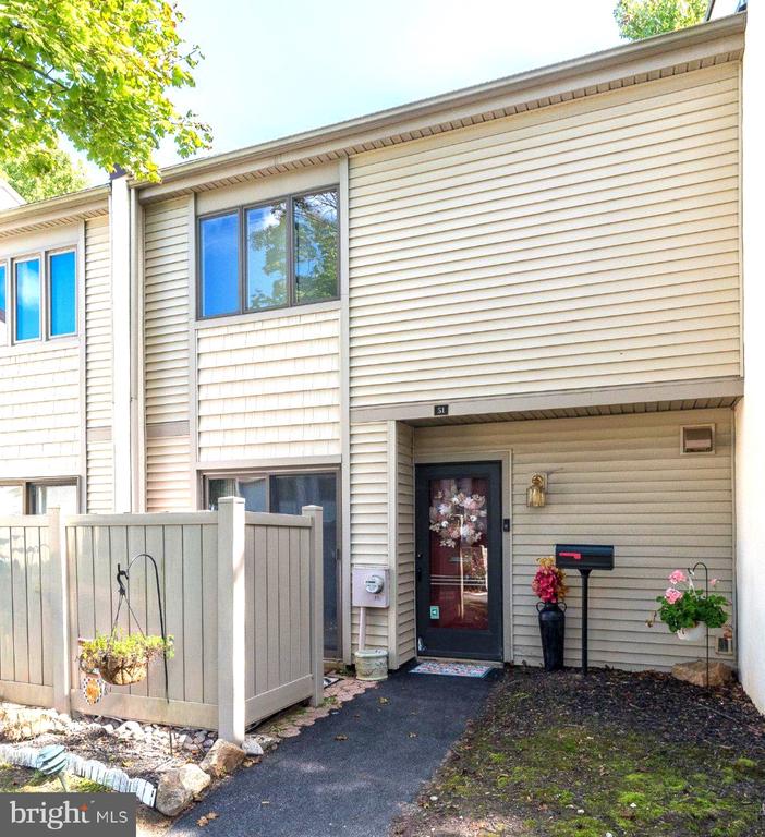 51 TWIN BROOKS DRIVE Unit: 51