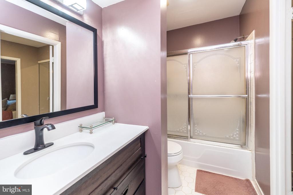51 TWIN BROOKS DRIVE Unit: 51