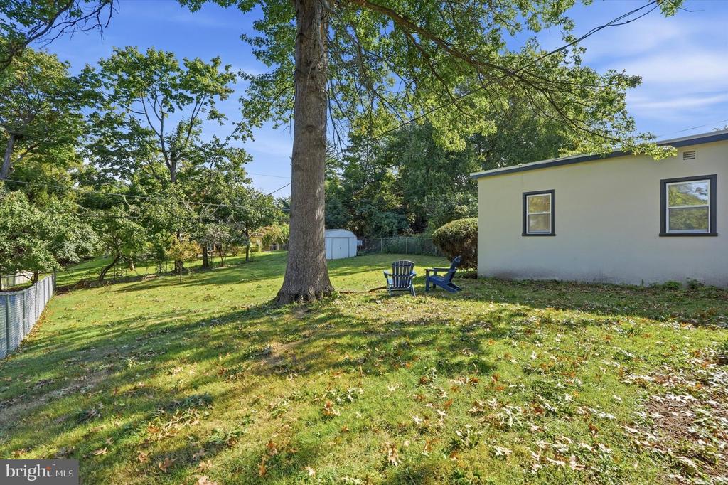 8105 MACARTHUR ROAD Unit:           