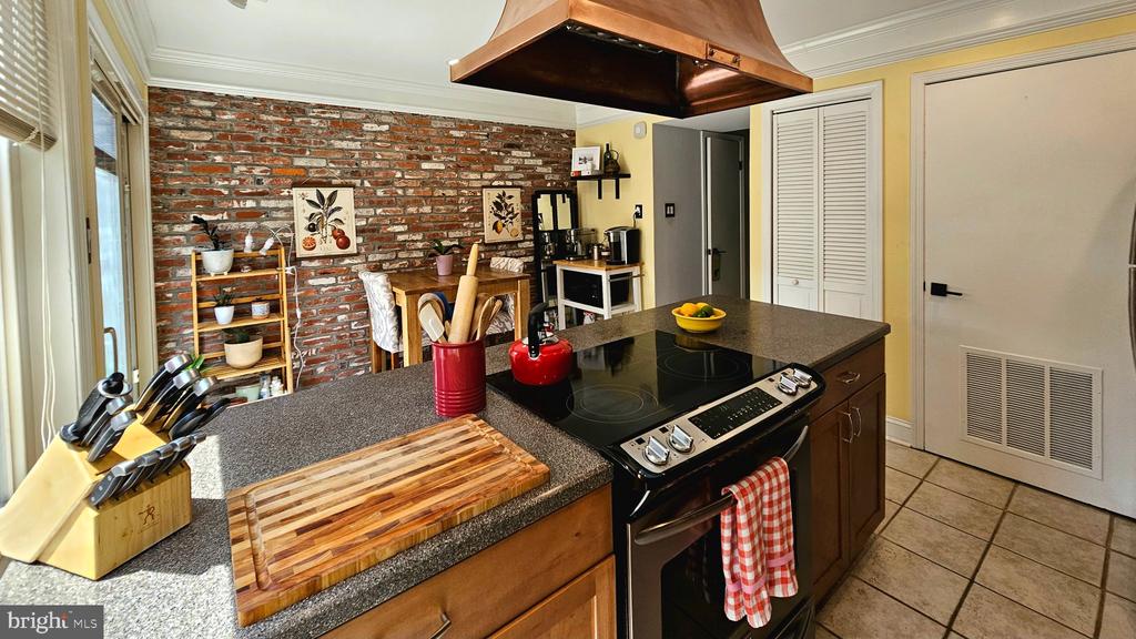 138 NOTTOWAY DRIVE Unit: L 4C
