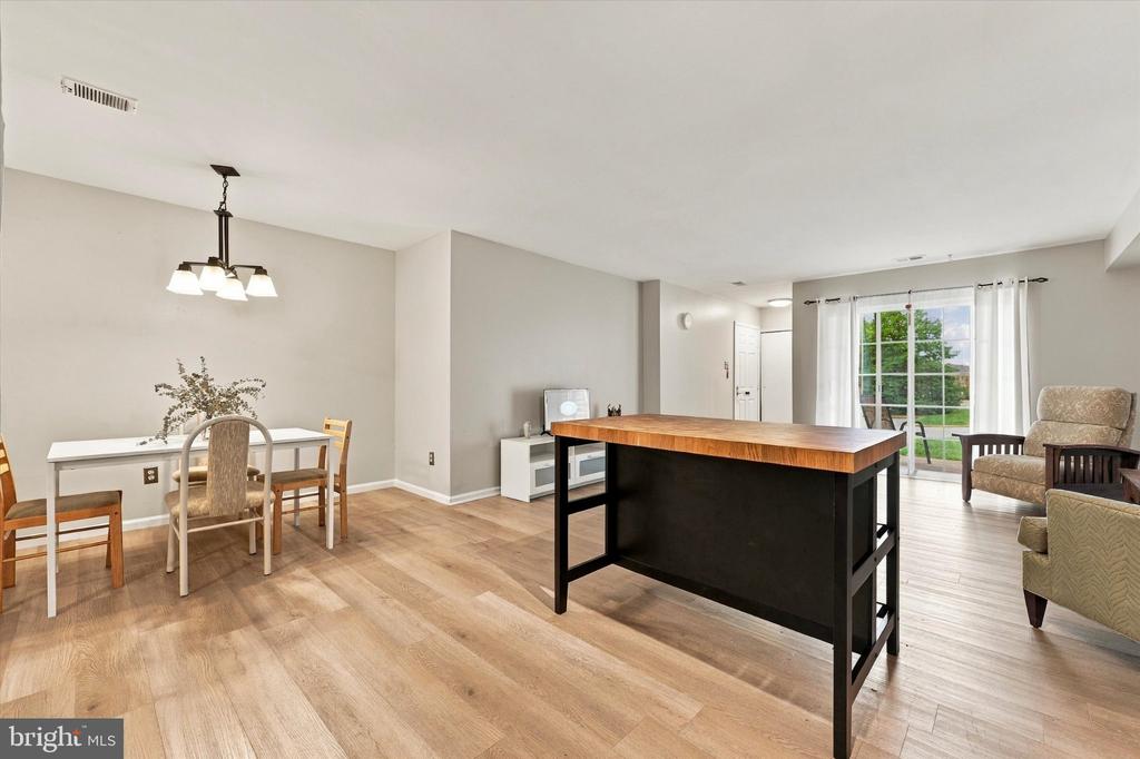 26 WINGATE COURT Unit: 113 U-26