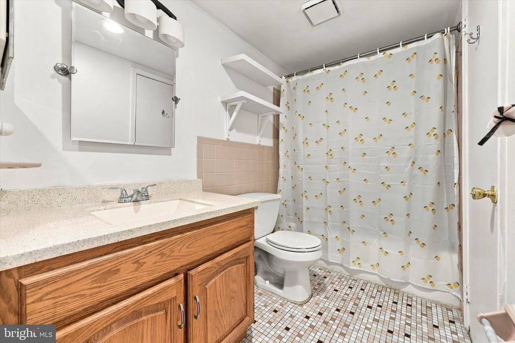 26 WINGATE COURT Unit: 113 U-26