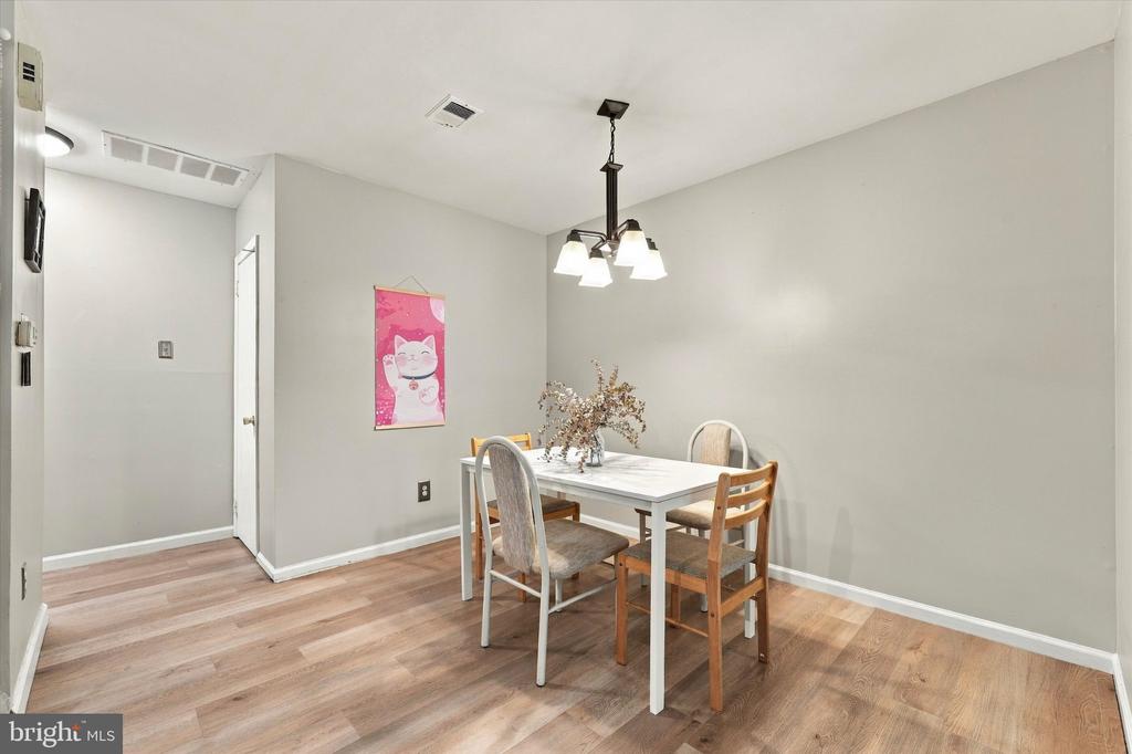 26 WINGATE COURT Unit: 113 U-26