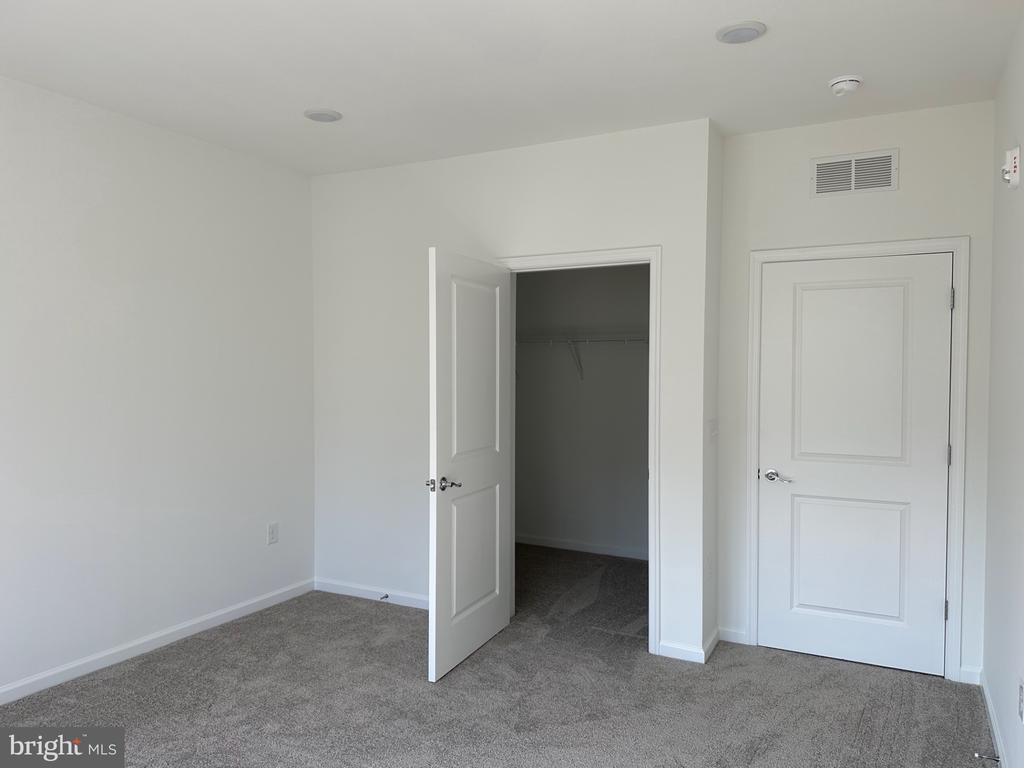83 BETHLEHEM PIKE Unit: 1106