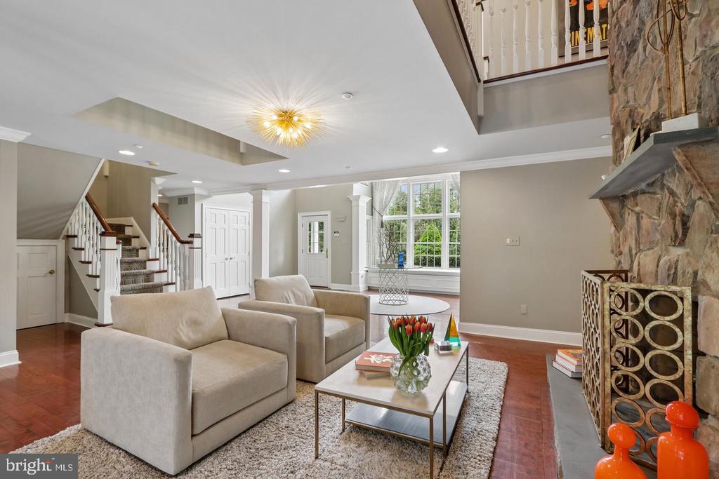 209 E WELSH ROAD