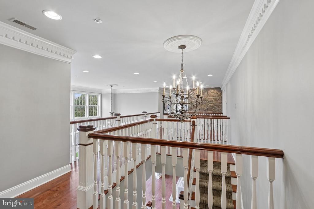 209 E WELSH ROAD