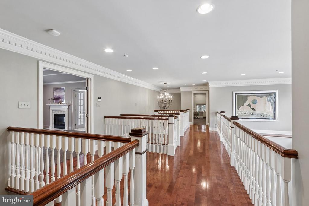 209 E WELSH ROAD