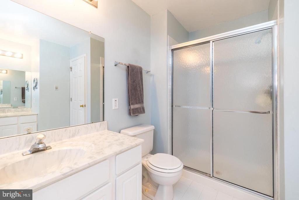 101 OXFORD COURT Unit: 143
