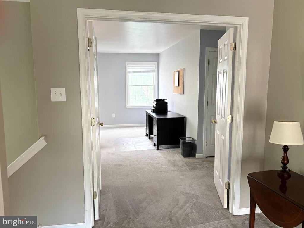 101 OXFORD COURT Unit: 143
