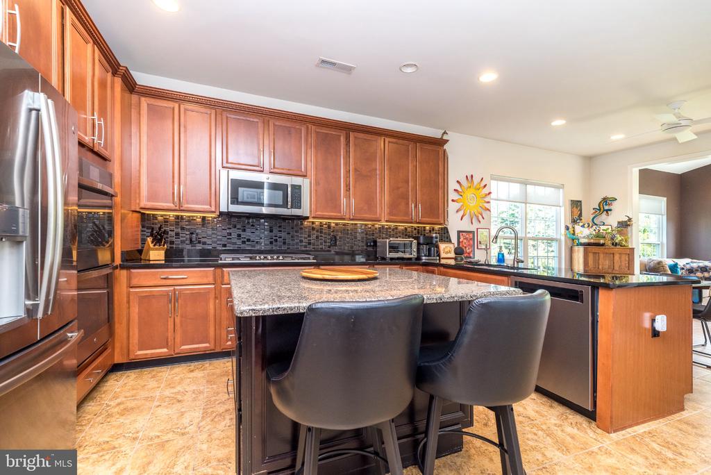 509 JASMINE CIRCLE