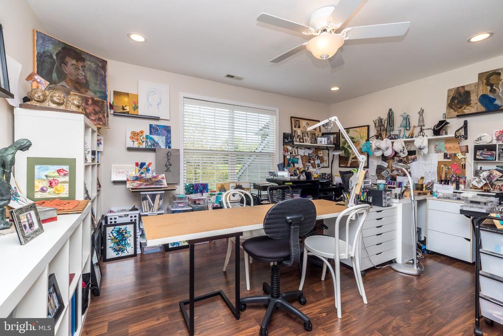 509 JASMINE CIRCLE