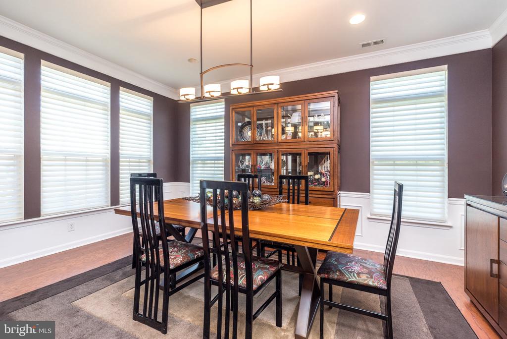 509 JASMINE CIRCLE