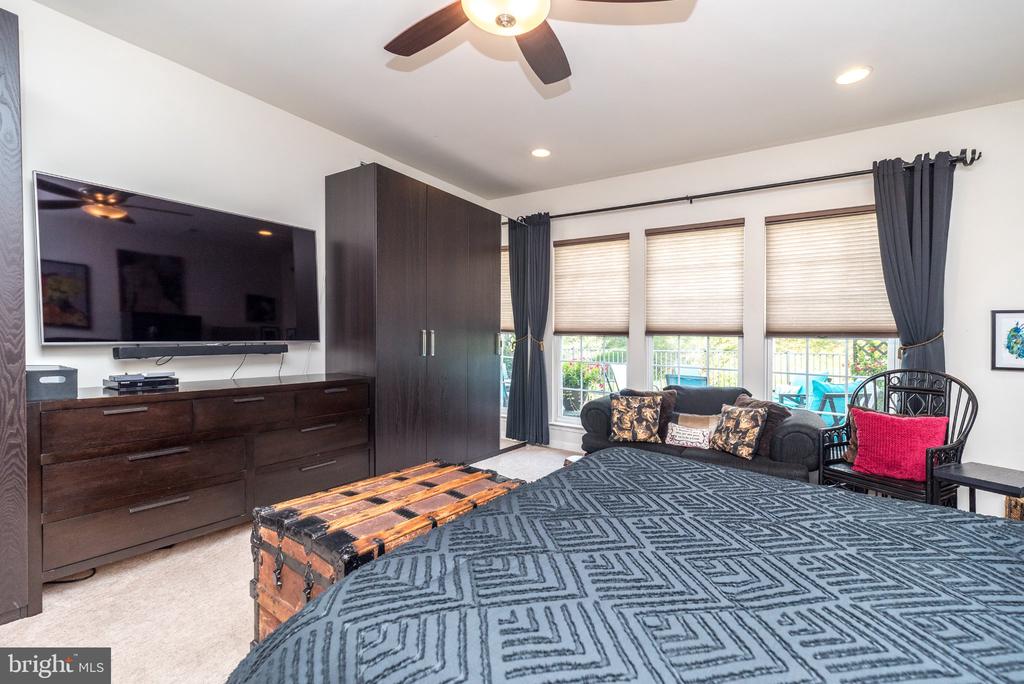 509 JASMINE CIRCLE
