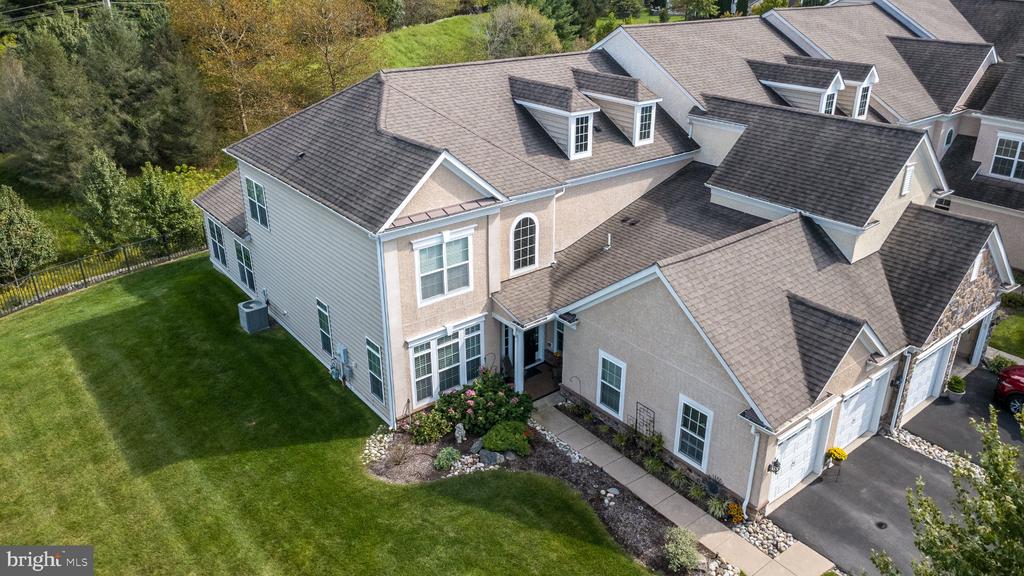 509 JASMINE CIRCLE