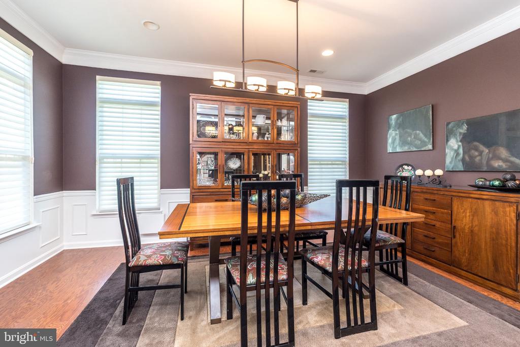 509 JASMINE CIRCLE
